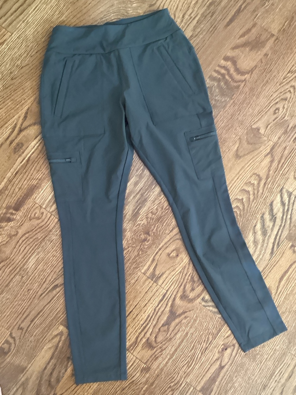 Athleta Olive Green Slim Cargo Joggers